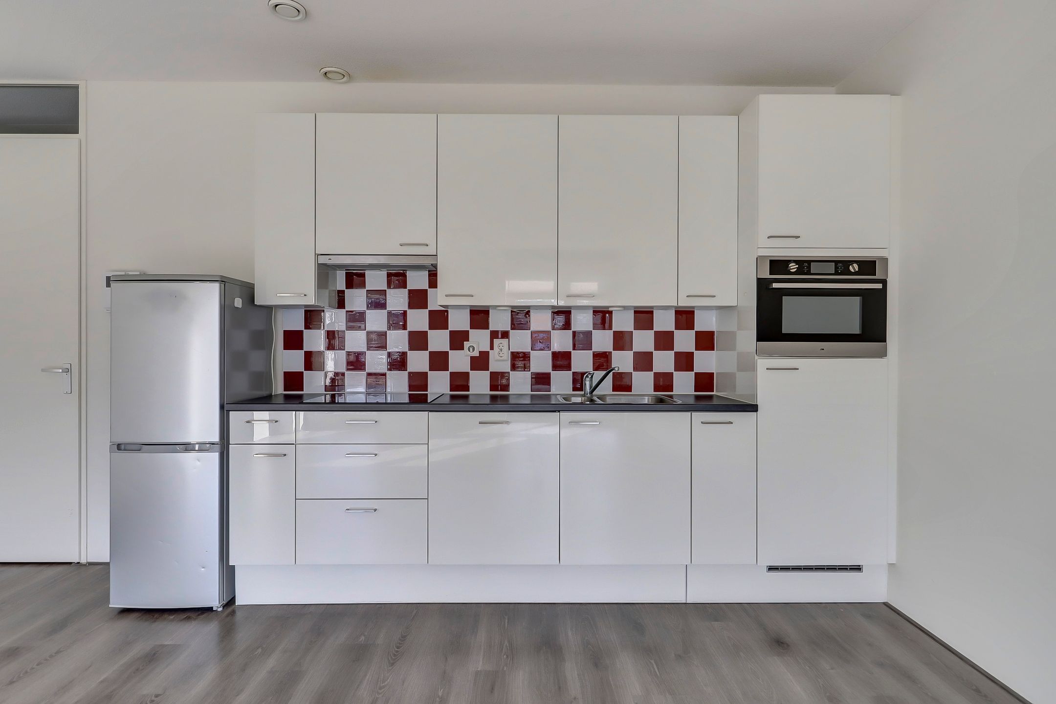 Energy efficient corner apartment on a vibrant location with parking — 13