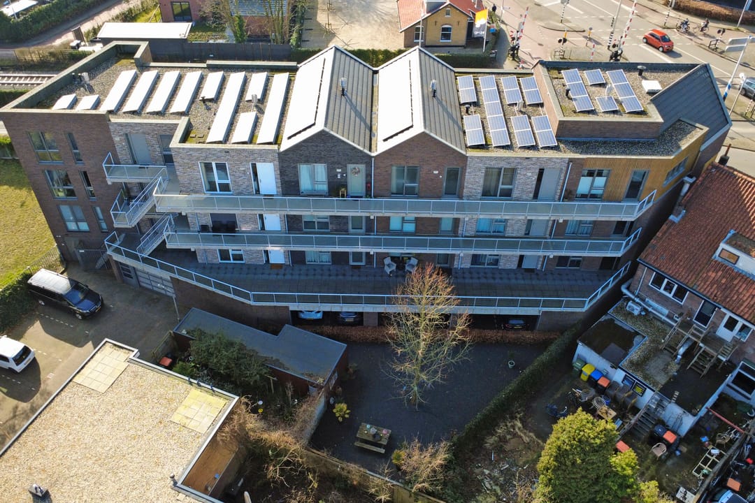 Energy efficient corner apartment on a vibrant location with parking — 35