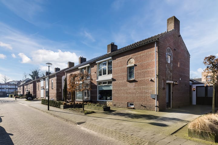 Marijkestraat 11 — te koop in Goirle, 2-onder-1-kapwoning