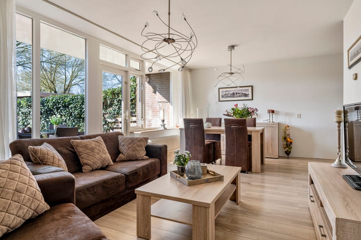 Photo 2 of Buurschappenlaan 172