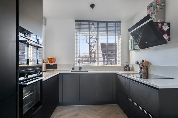 Photo 2 of Vlasleeuwenbek 60