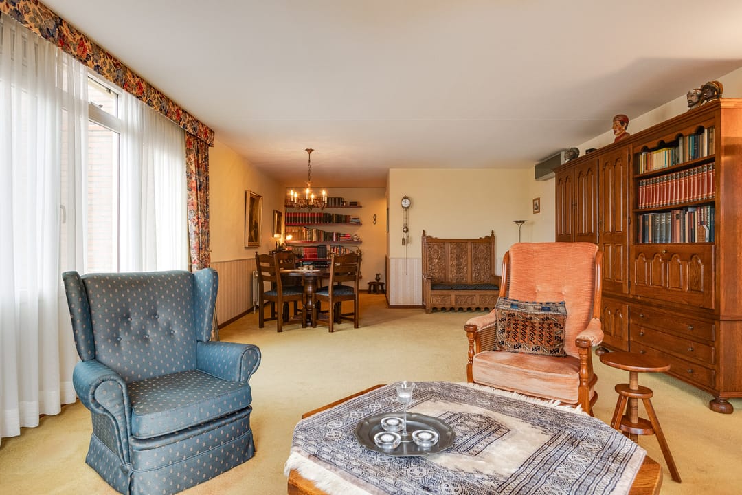 Photo 7 of Pettelaarseweg 243-D