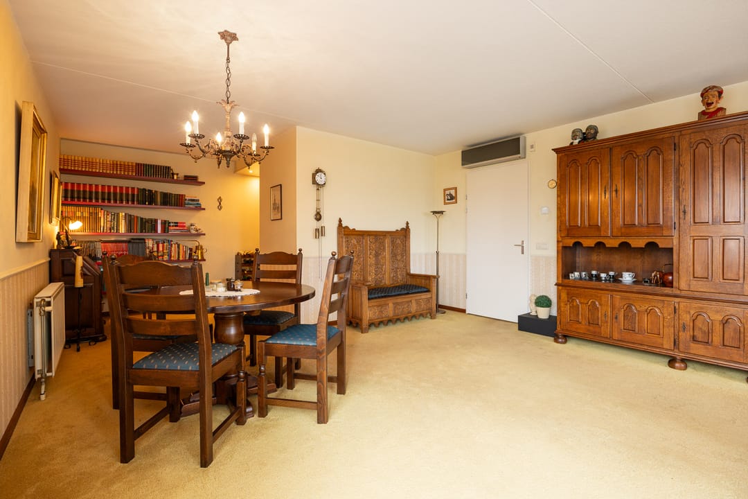 Photo 8 of Pettelaarseweg 243-D