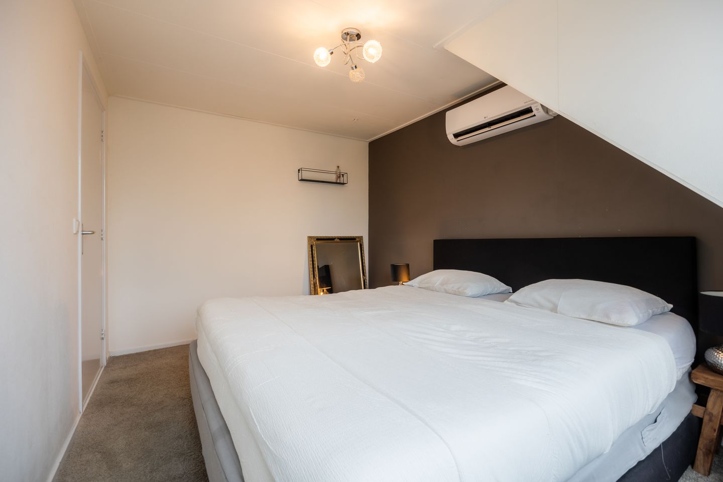 Foto 25 van Schoolstraat 40