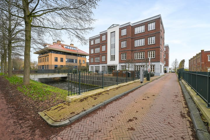 Laan van Zuid Hoorn 15