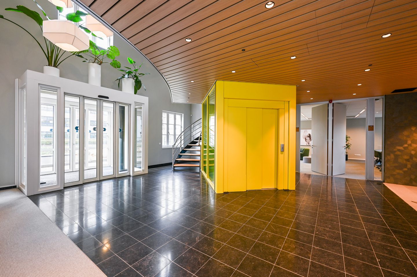 View photo 5 of Laan van Zuid Hoorn 15