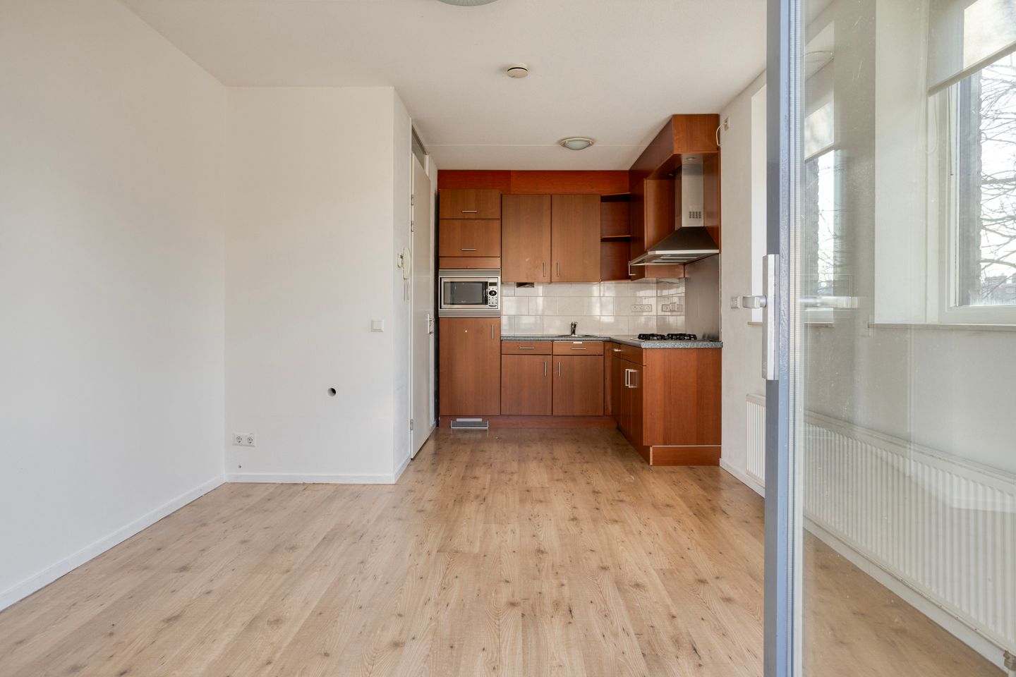 Foto 5 van Spoorstraat 13-C8