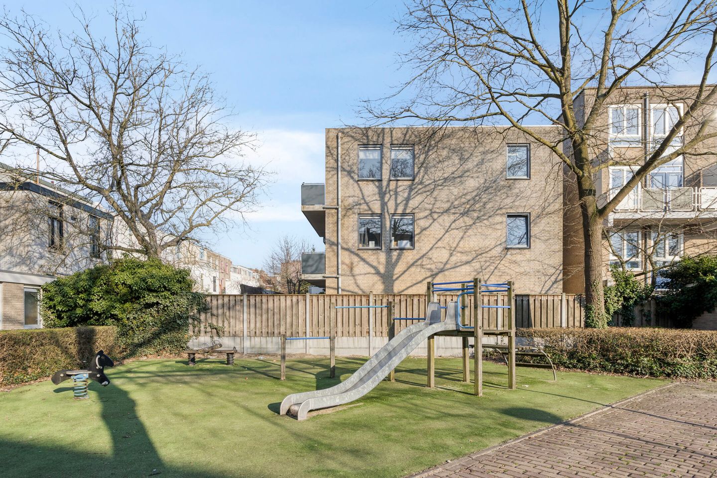 Foto 25 van Spoorstraat 13-C8