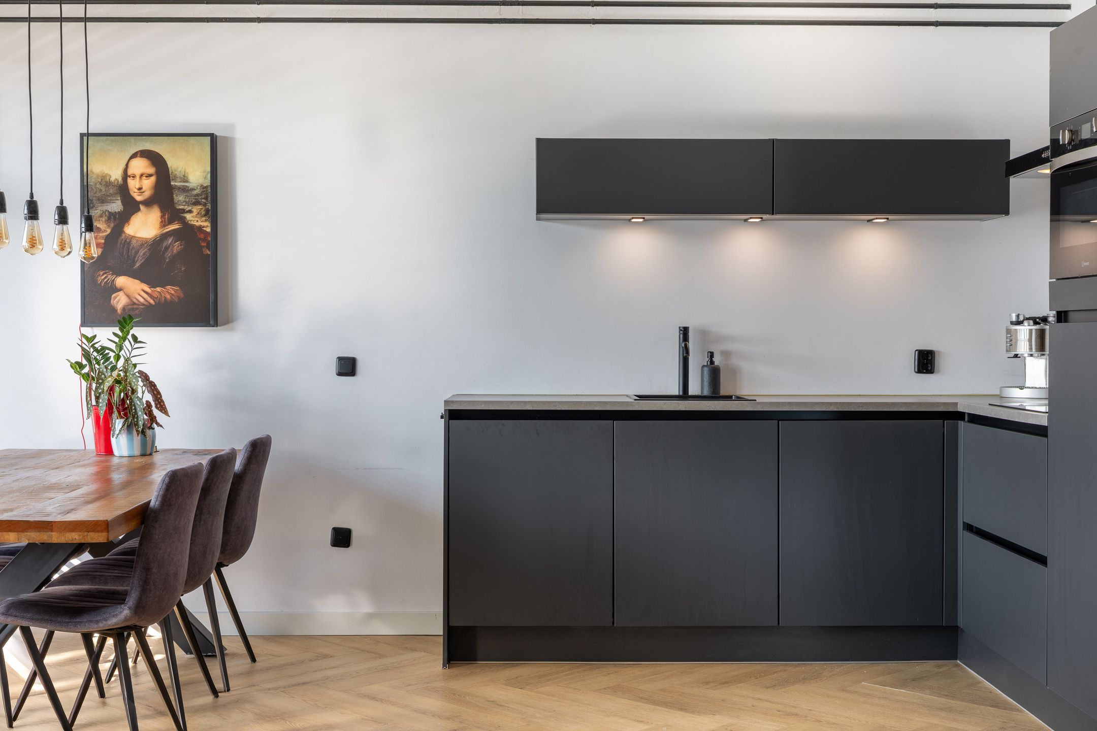 Photo 9 of Teteringsedijk 82-D