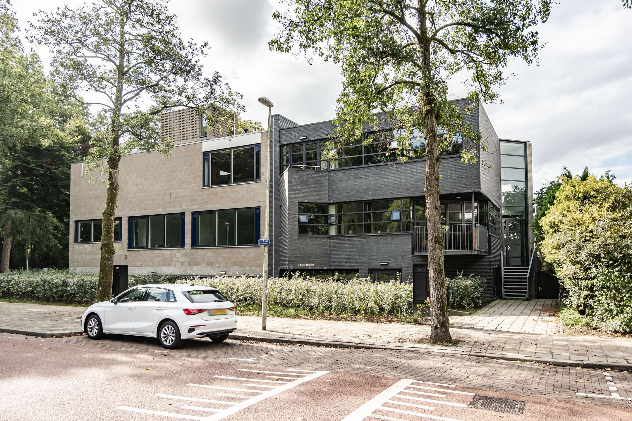 Foto 15 van Huizingalaan 173