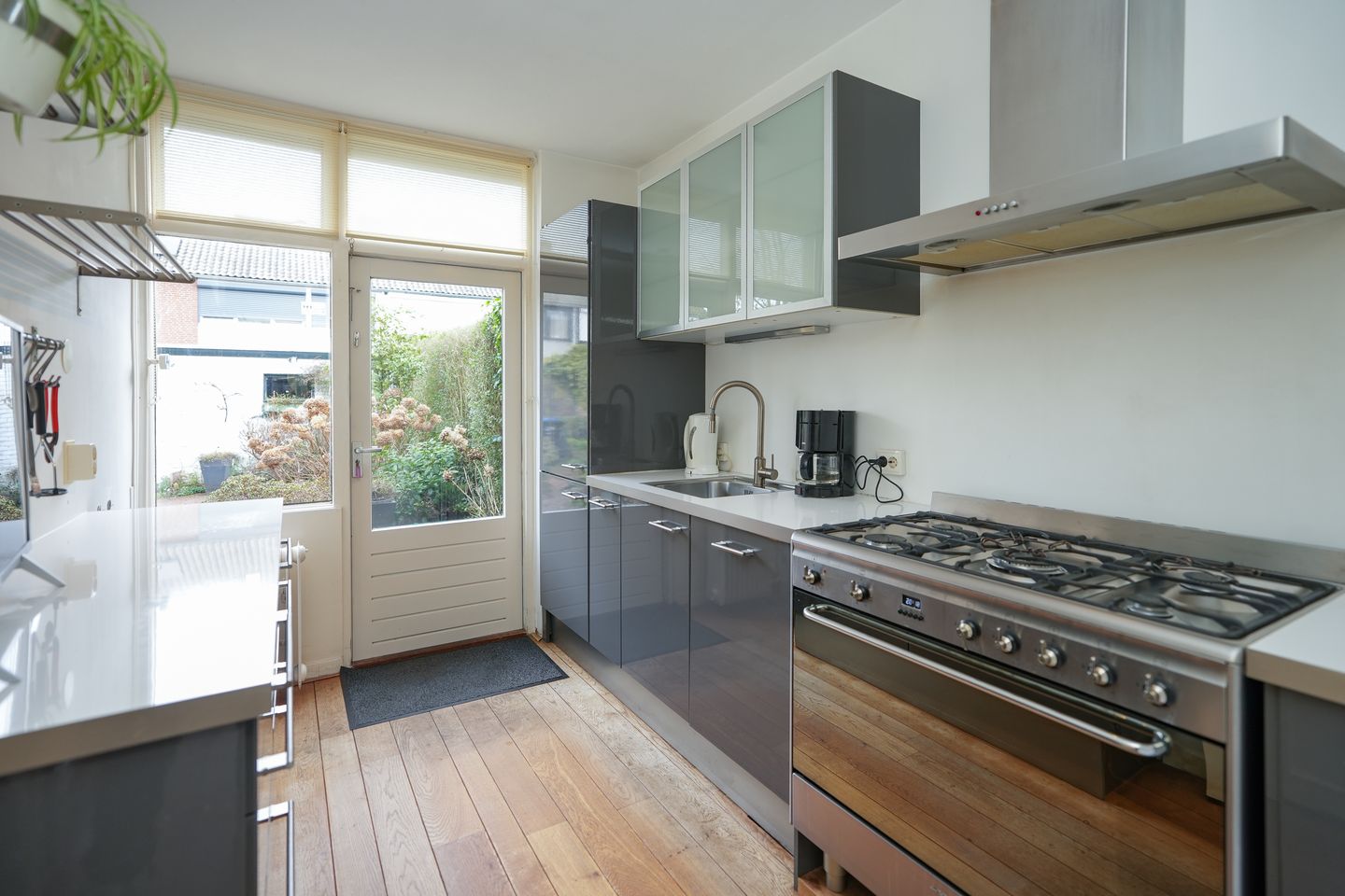 Foto 14 van Etudestraat 56