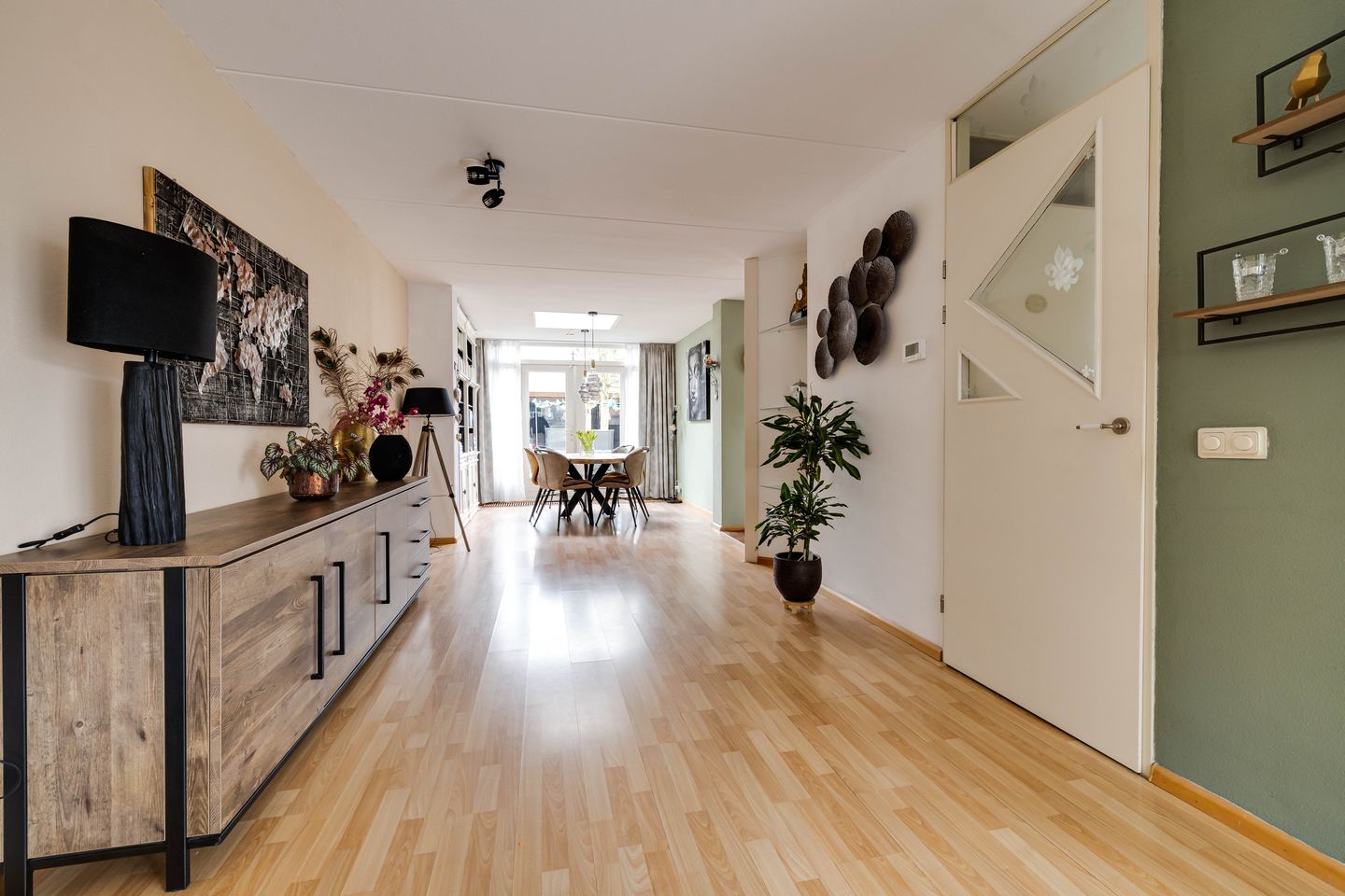 Photo 10 of Glazeniershorst 203