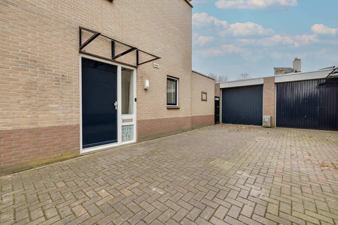 Photo 41 of Glazeniershorst 203