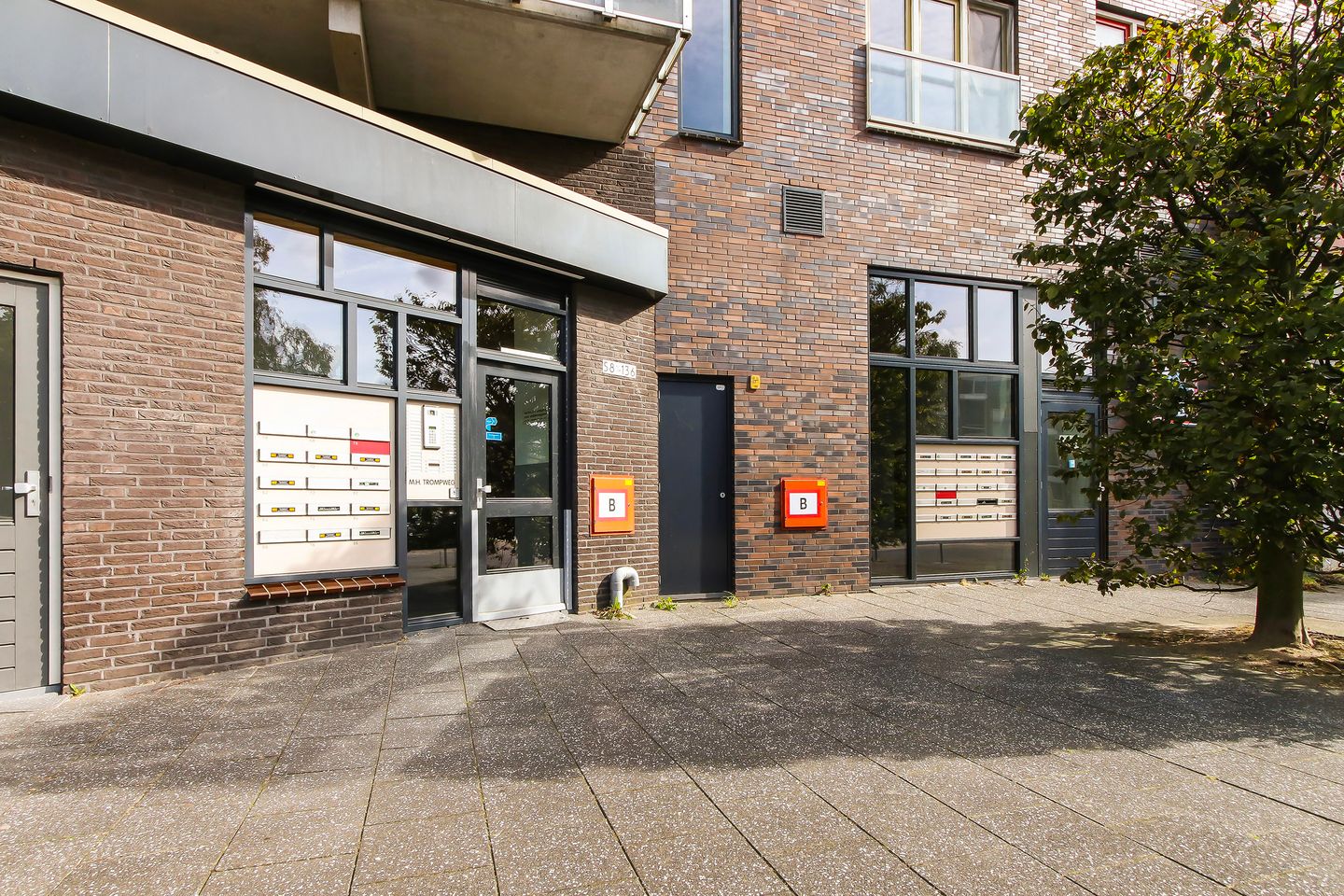 Foto 5 van Maarten Harpertsz. Trompweg 94