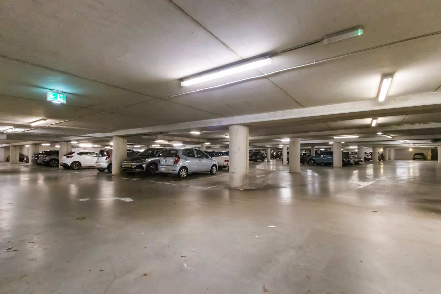 Foto 25 van Maarten Harpertsz. Trompweg 94