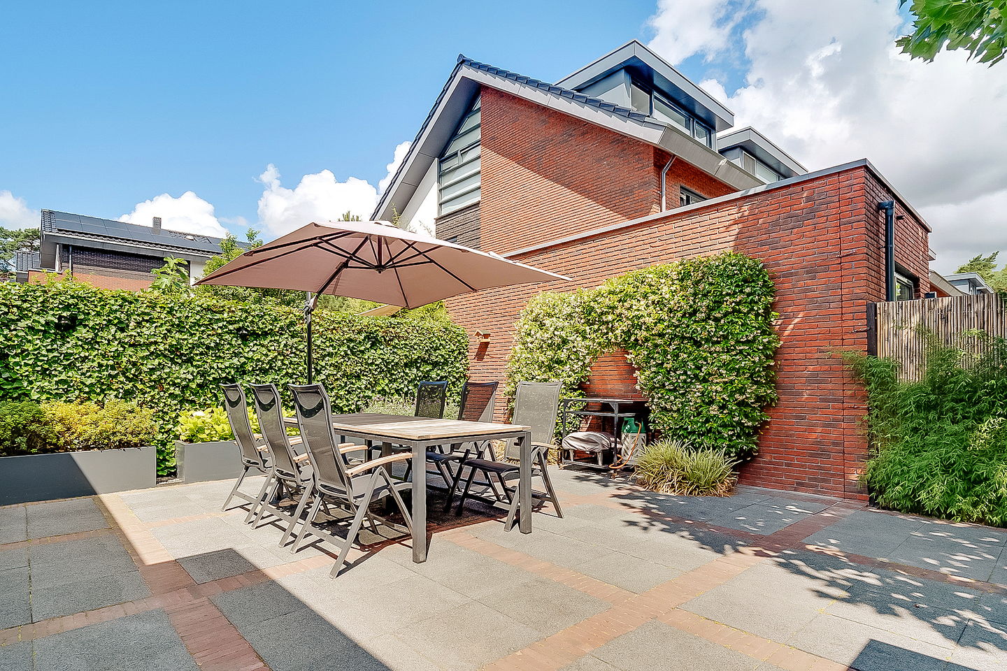 Foto 25 van Zuster van Overeemlaan 20