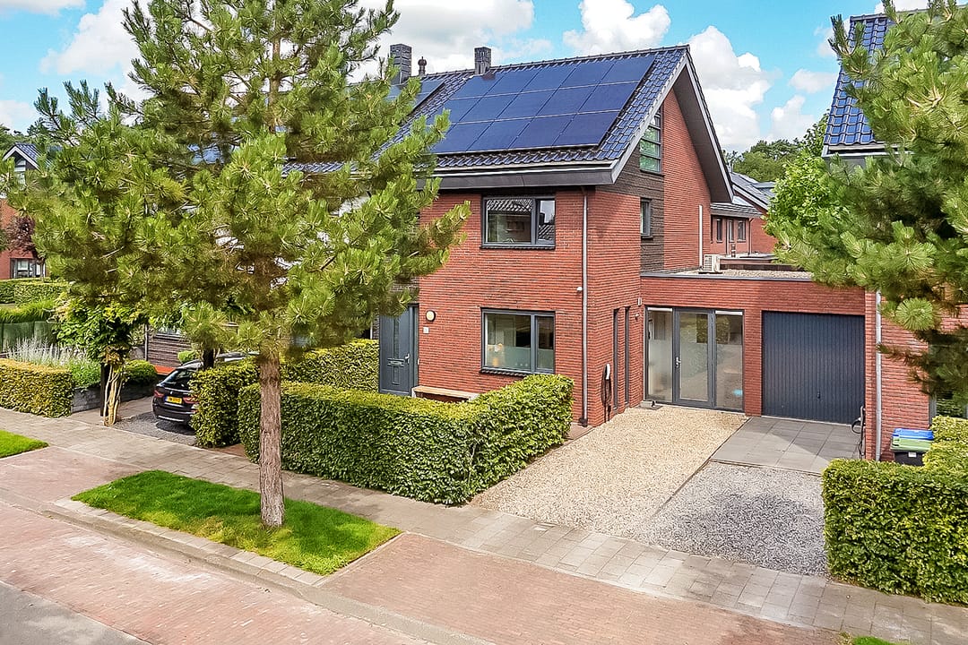 Foto 1 van Zuster van Overeemlaan 20