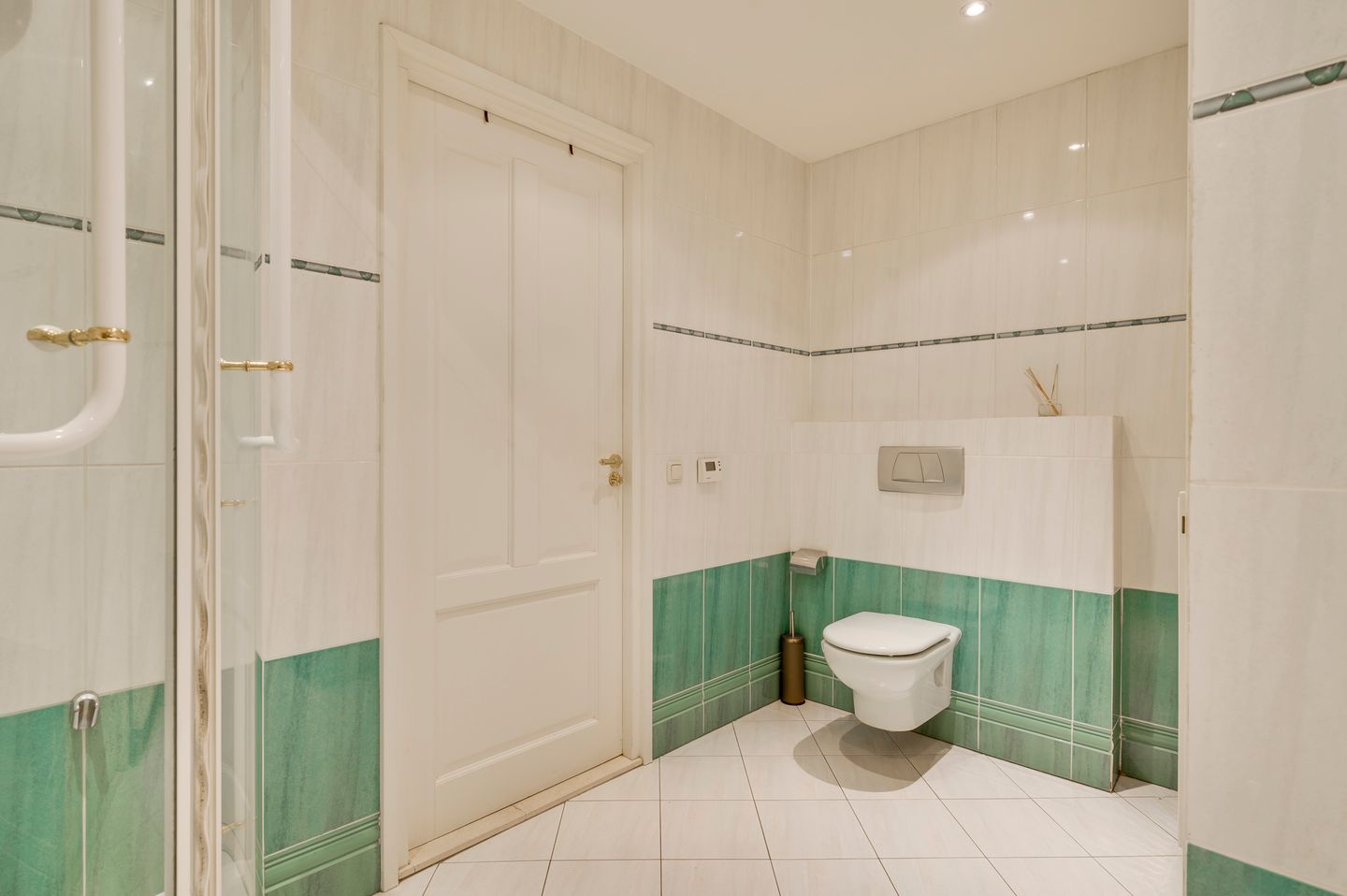 Photo 25 of Verwerhoek 10-B