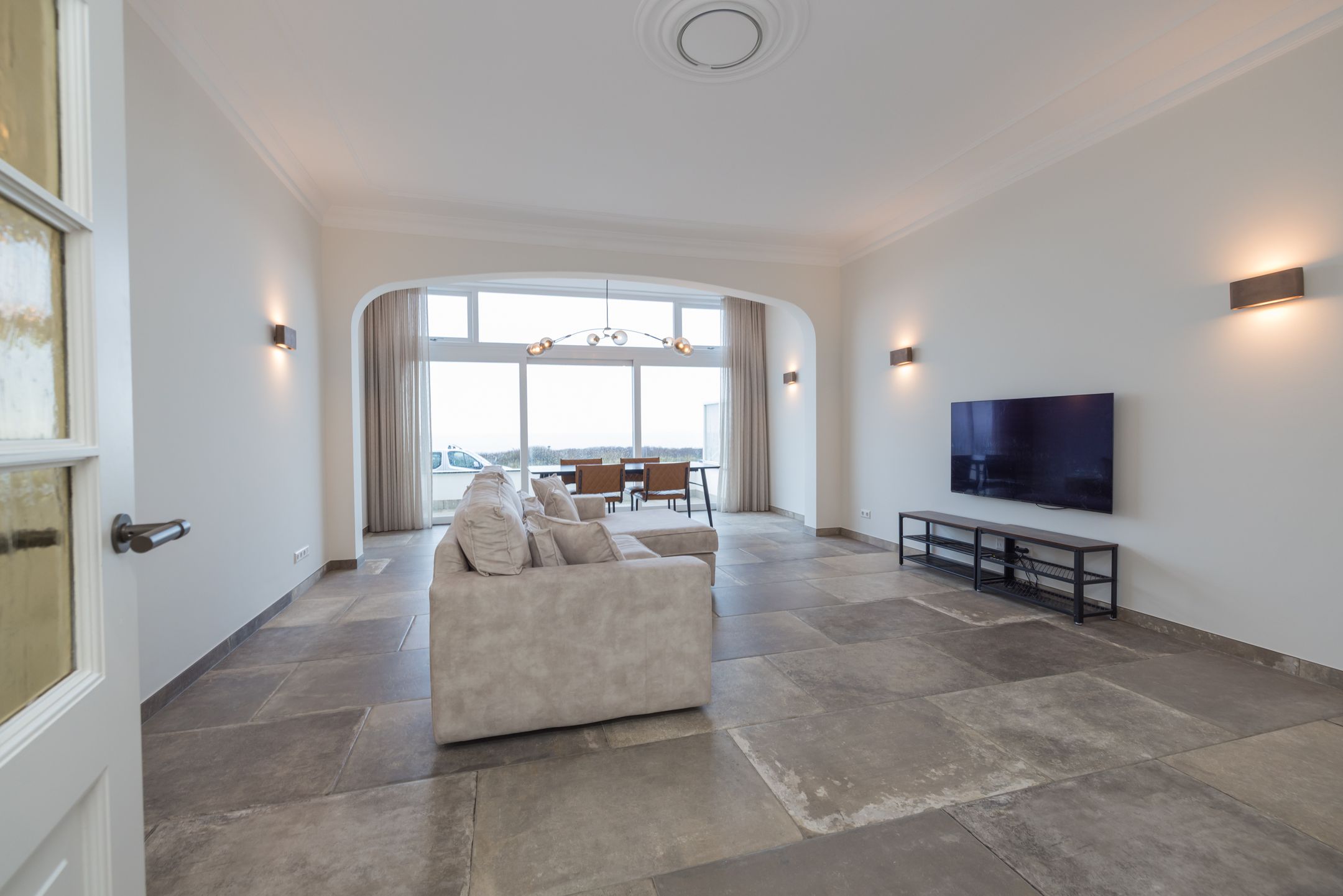 Foto 9 van Koningin Astrid Boulevard 42