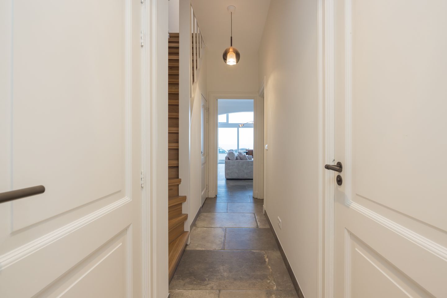 Foto 25 van Koningin Astrid Boulevard 42