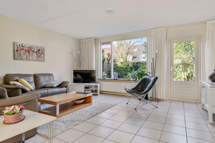 Photo 2 of Oudoverstede 6