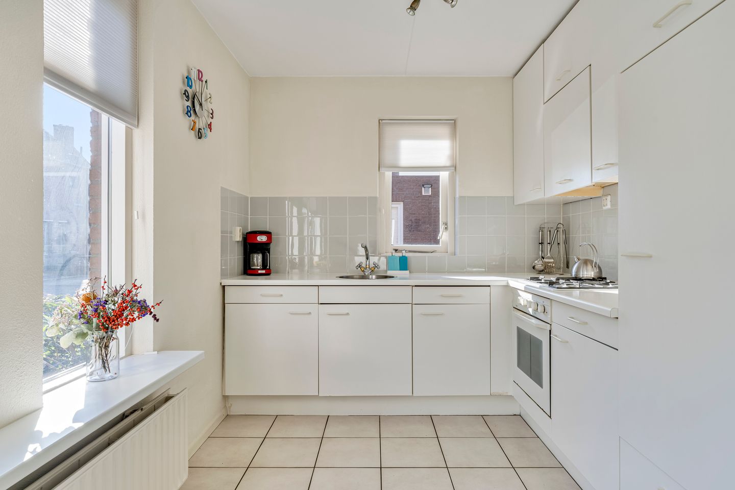 Photo 10 of Oudoverstede 6
