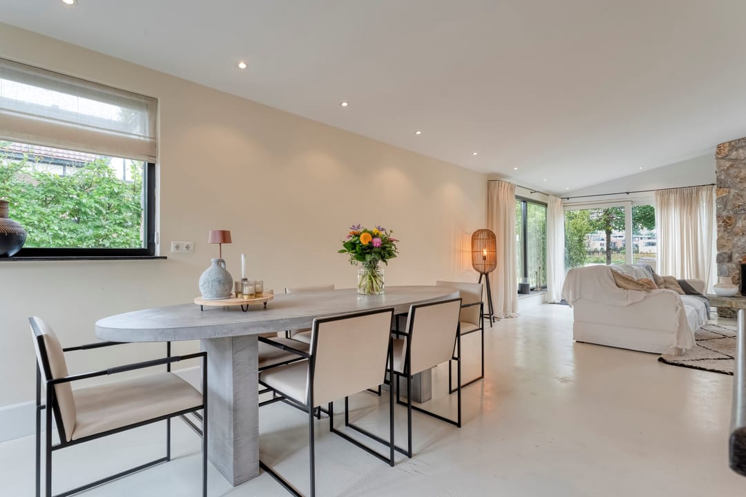 Photo 13 of Willebrandt van Oldenburgstraat 5-A