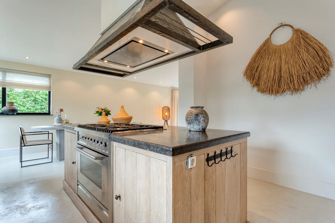 Photo 16 of Willebrandt van Oldenburgstraat 5-A