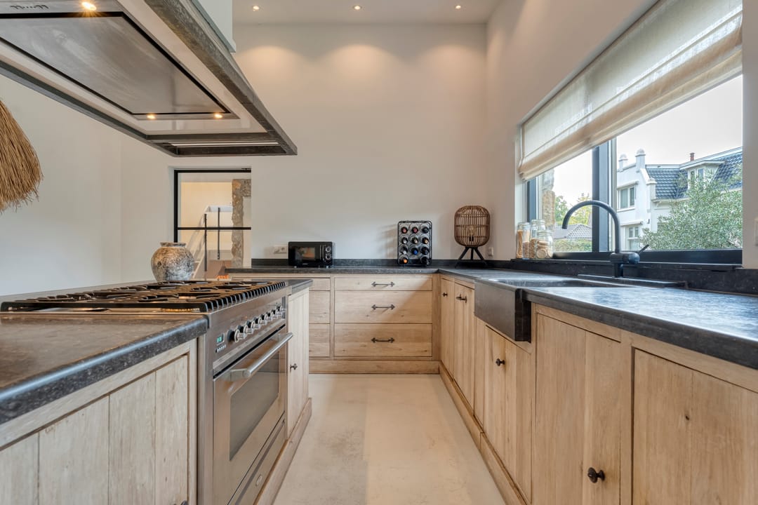 Photo 17 of Willebrandt van Oldenburgstraat 5-A