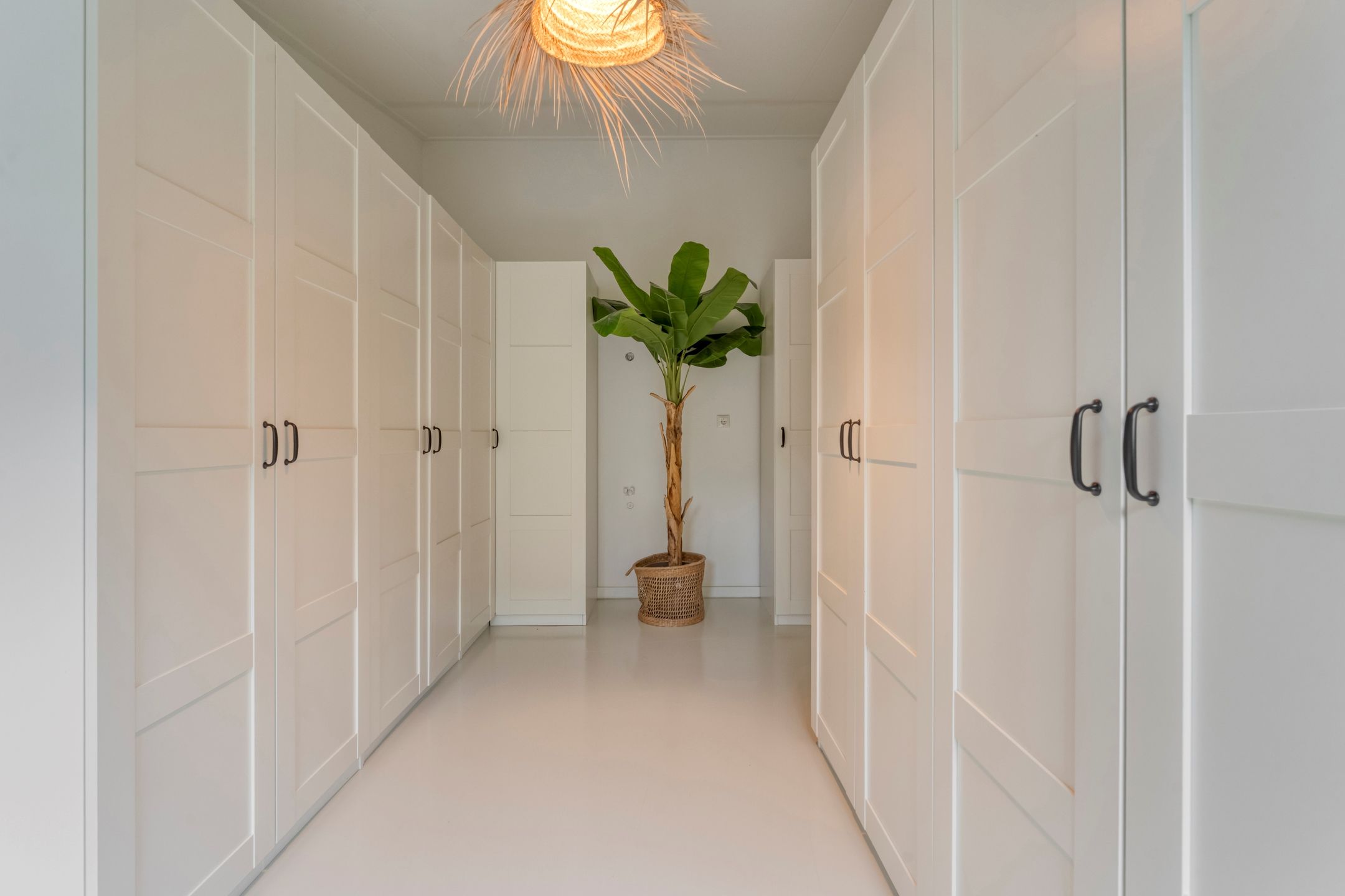 Photo 24 of Willebrandt van Oldenburgstraat 5-A