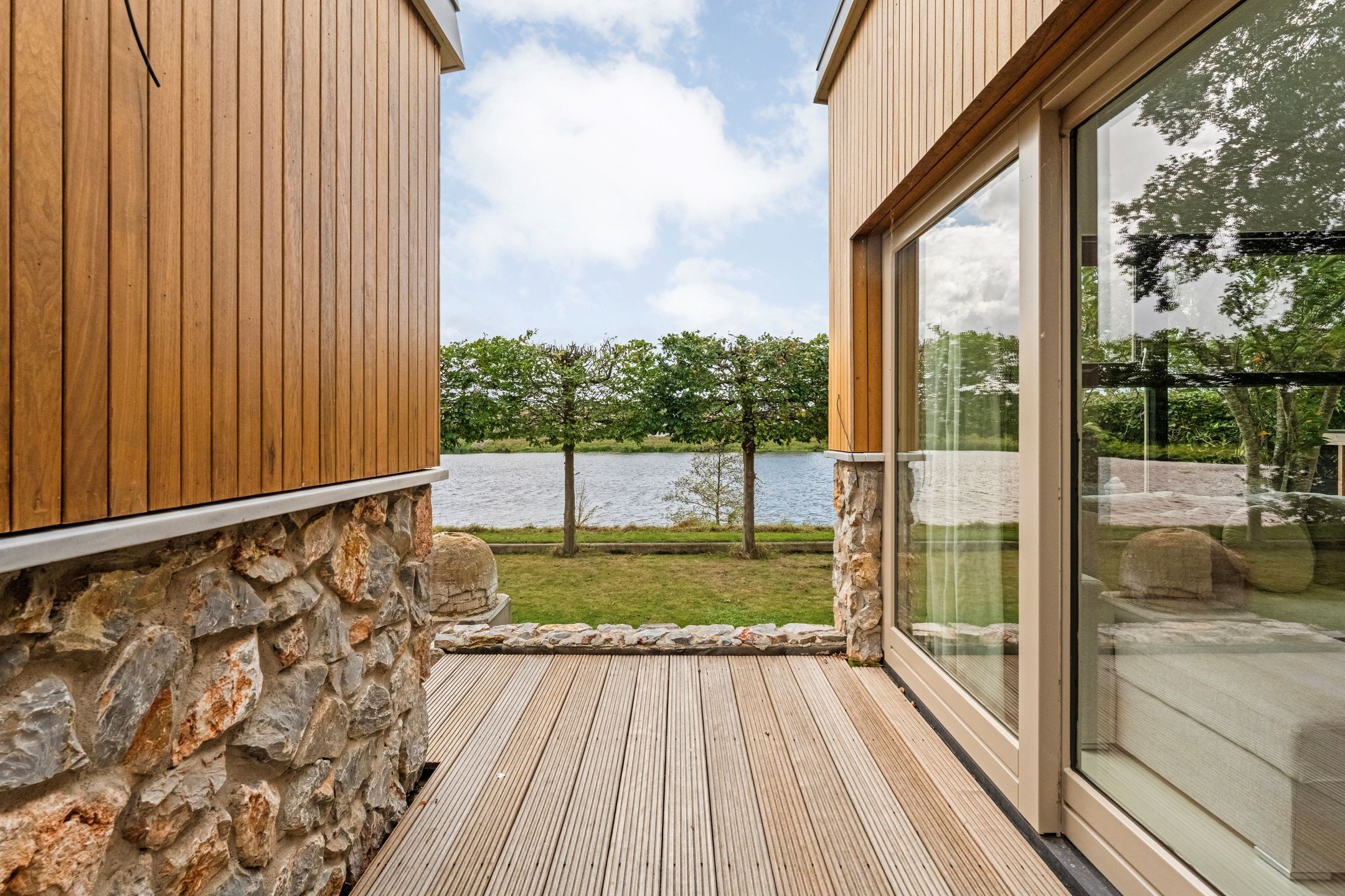 Photo 51 of Willebrandt van Oldenburgstraat 5-A