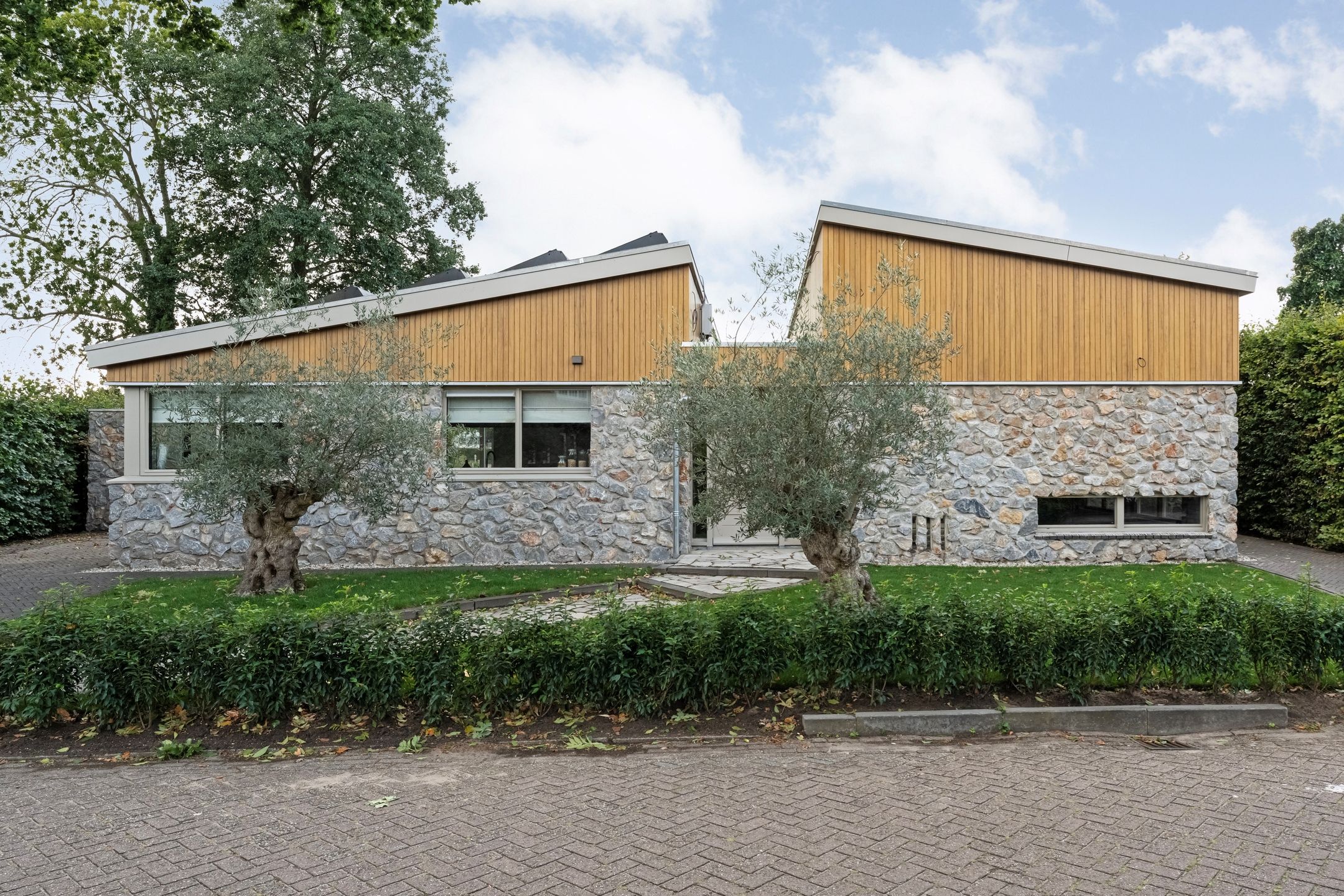 Photo 66 of Willebrandt van Oldenburgstraat 5-A