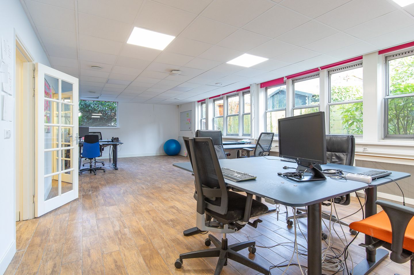 Bekijk foto 4 van Zoeterwoudsesingel 50