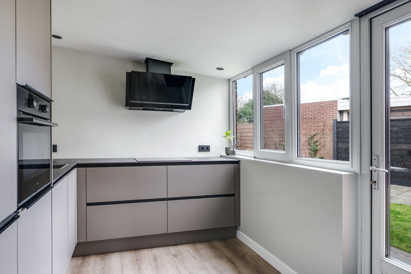 Foto 29 van Iepenlaan 4