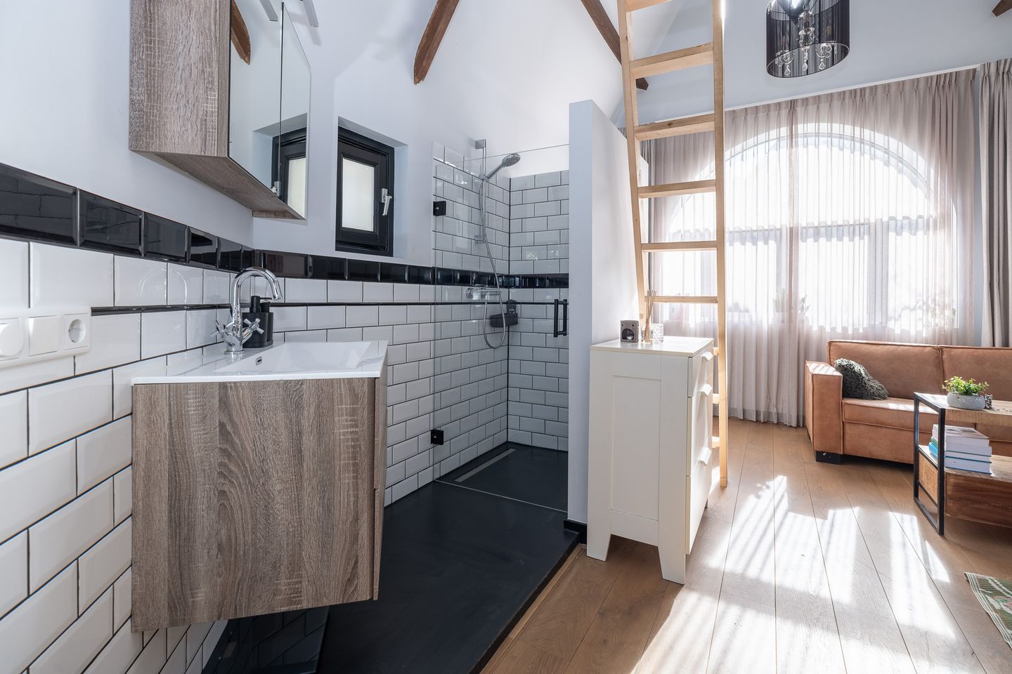 Foto 19 van Nieuwe Bussummerweg 105