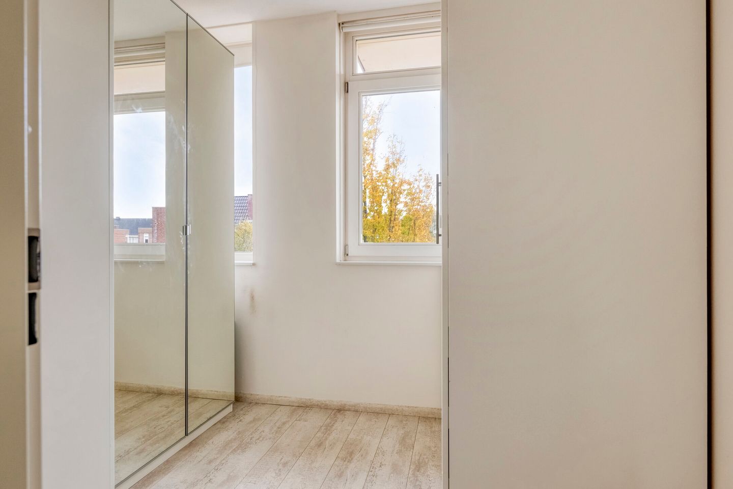 Foto 20 van Jan Wolkerslaan 15