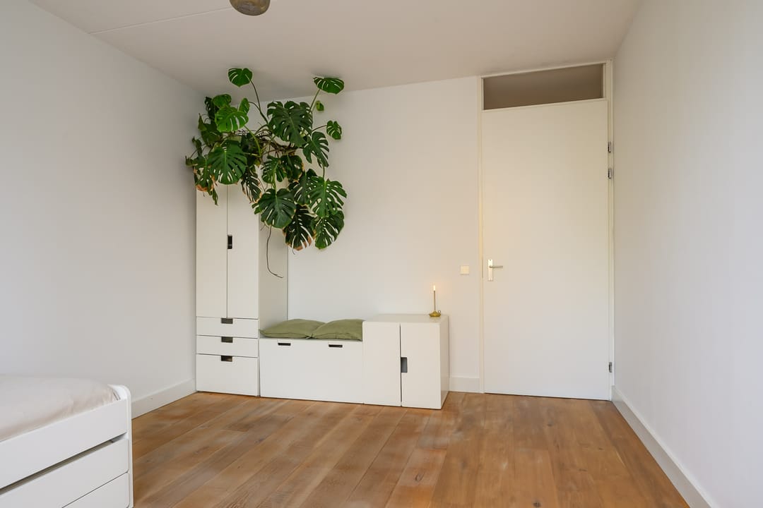Luxurious 104m² Apartment with South-Facing Balcony in Almere Europakwartier — 12