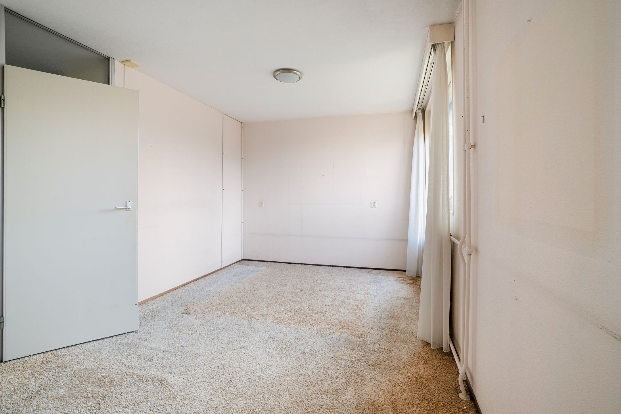 Family Corner House with Backyard and Private Driveway in Voorburg — 20