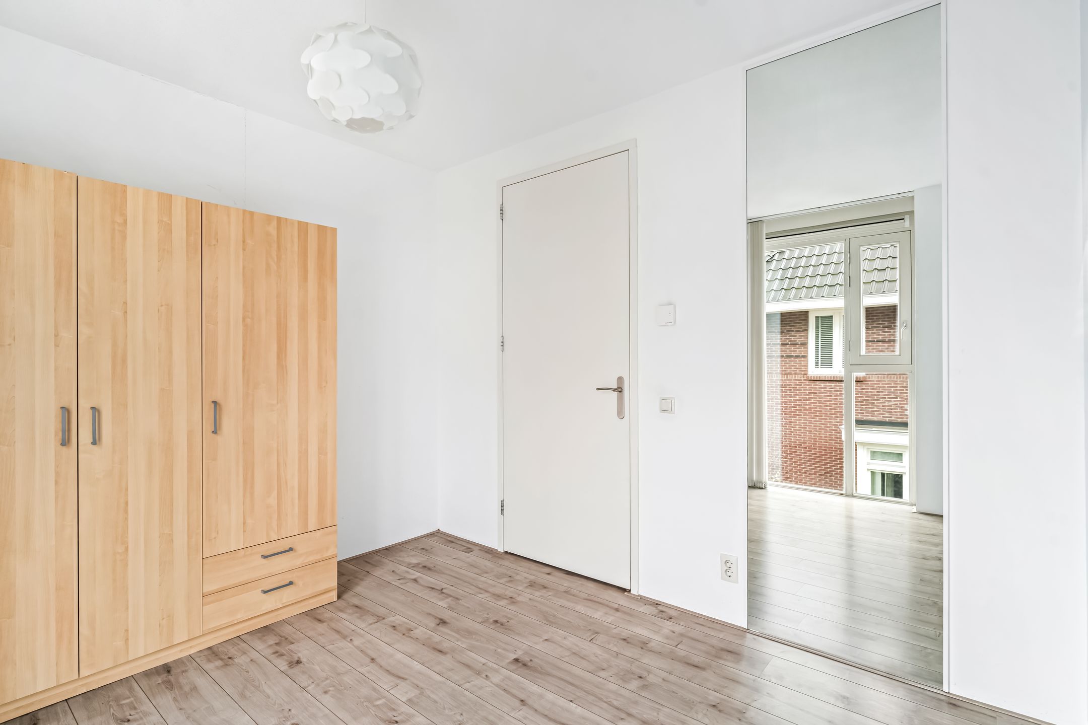 Foto 18 van Reinier Roeststraat 5