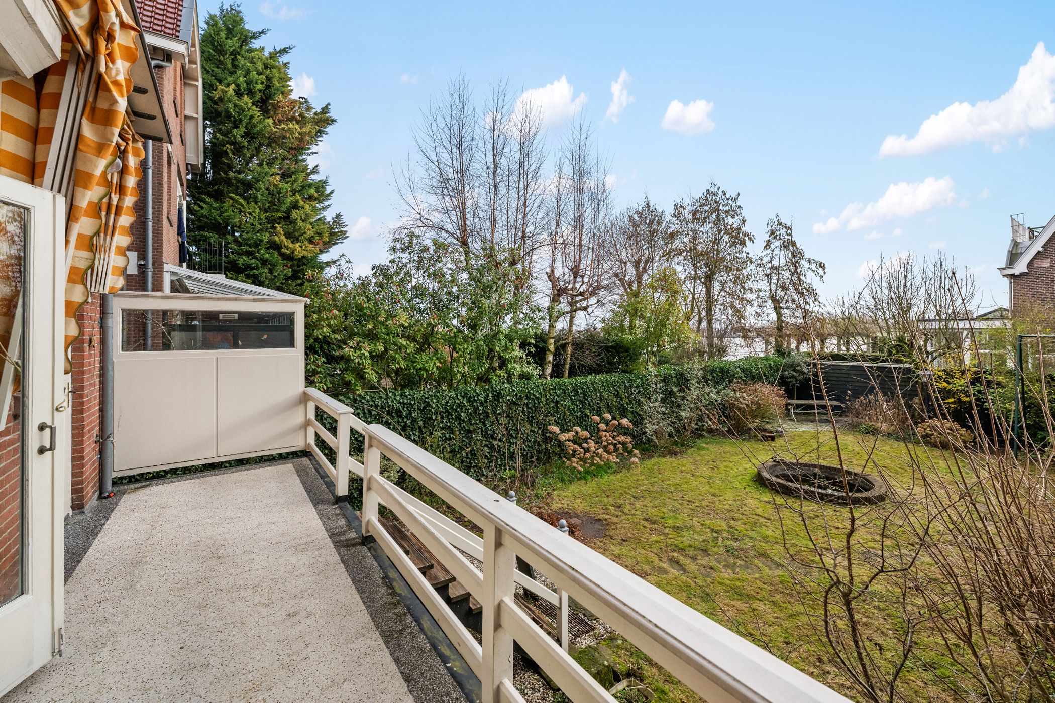 Foto 21 van Straatweg 154