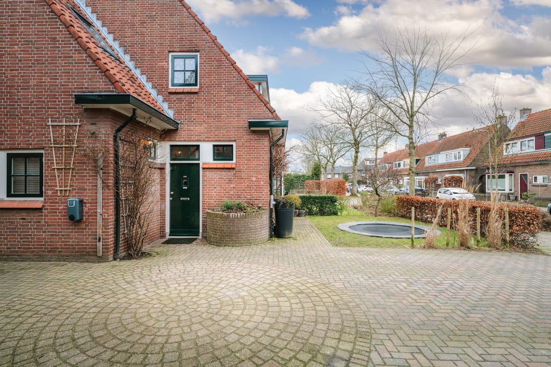Photo 38 of Tjoenerstraat 13