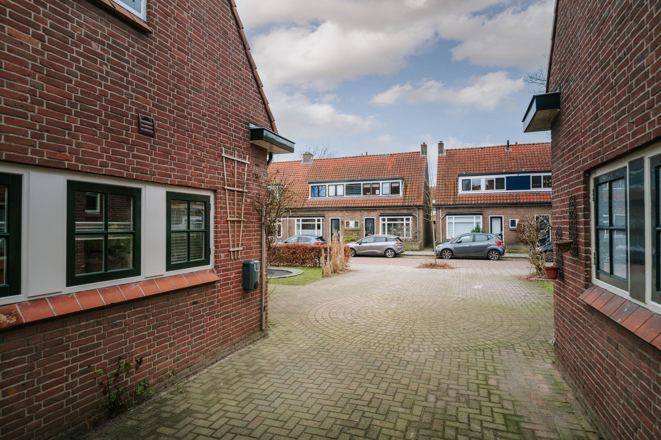 Photo 39 of Tjoenerstraat 13