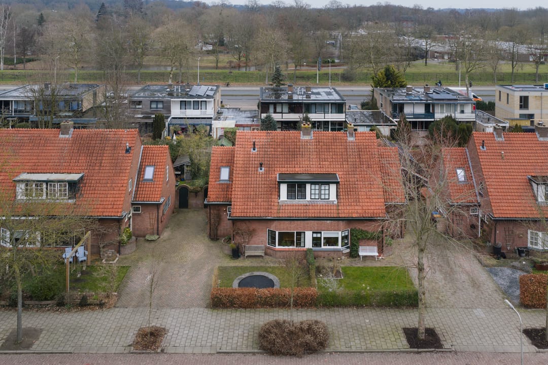 Photo 52 of Tjoenerstraat 13