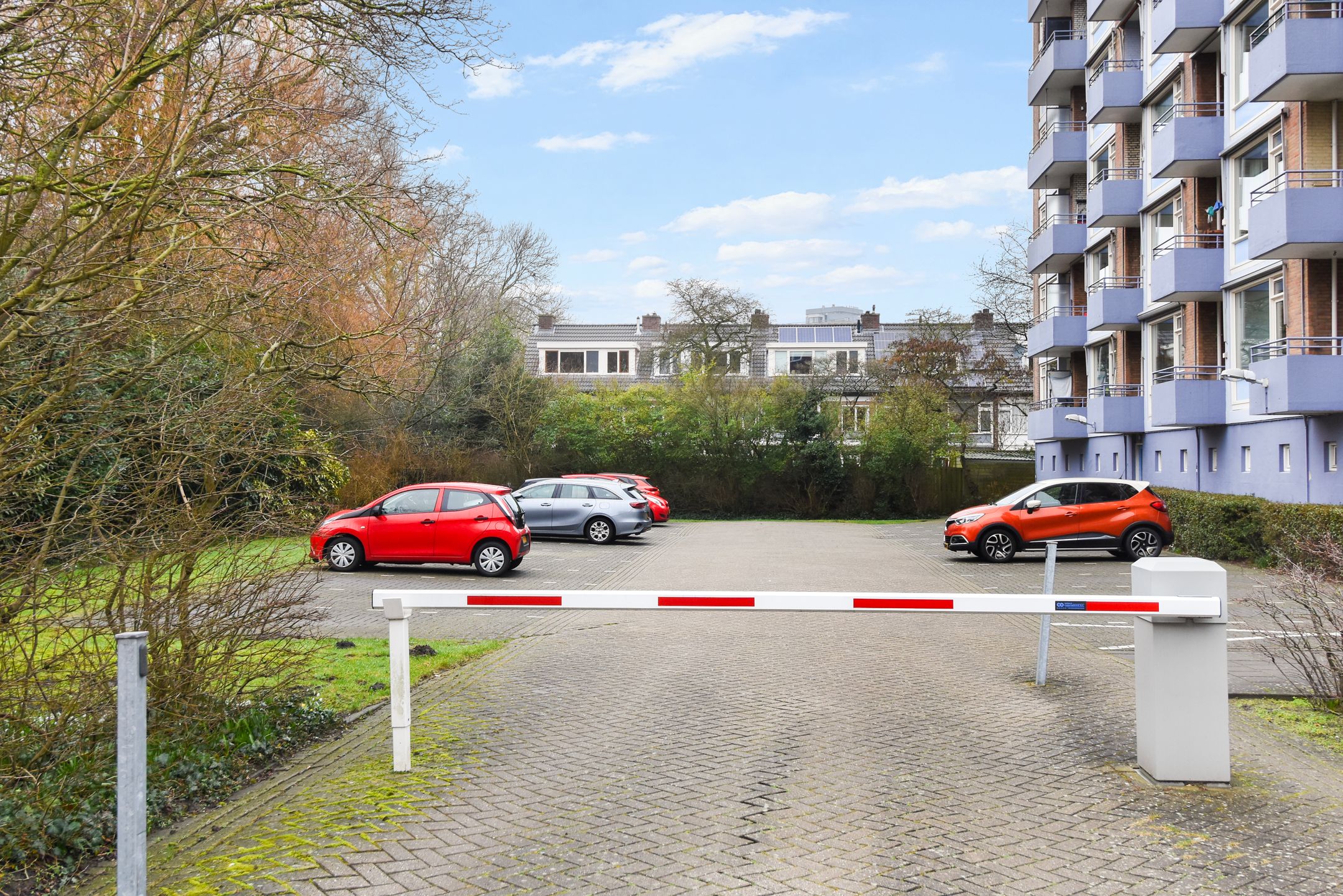 Photo 33 of Norenburg 207