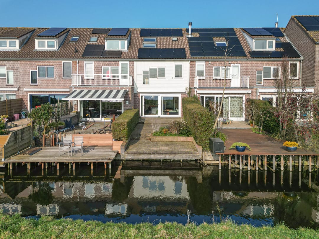 Foto 1 van Jacqueline van der Waalsheem 21