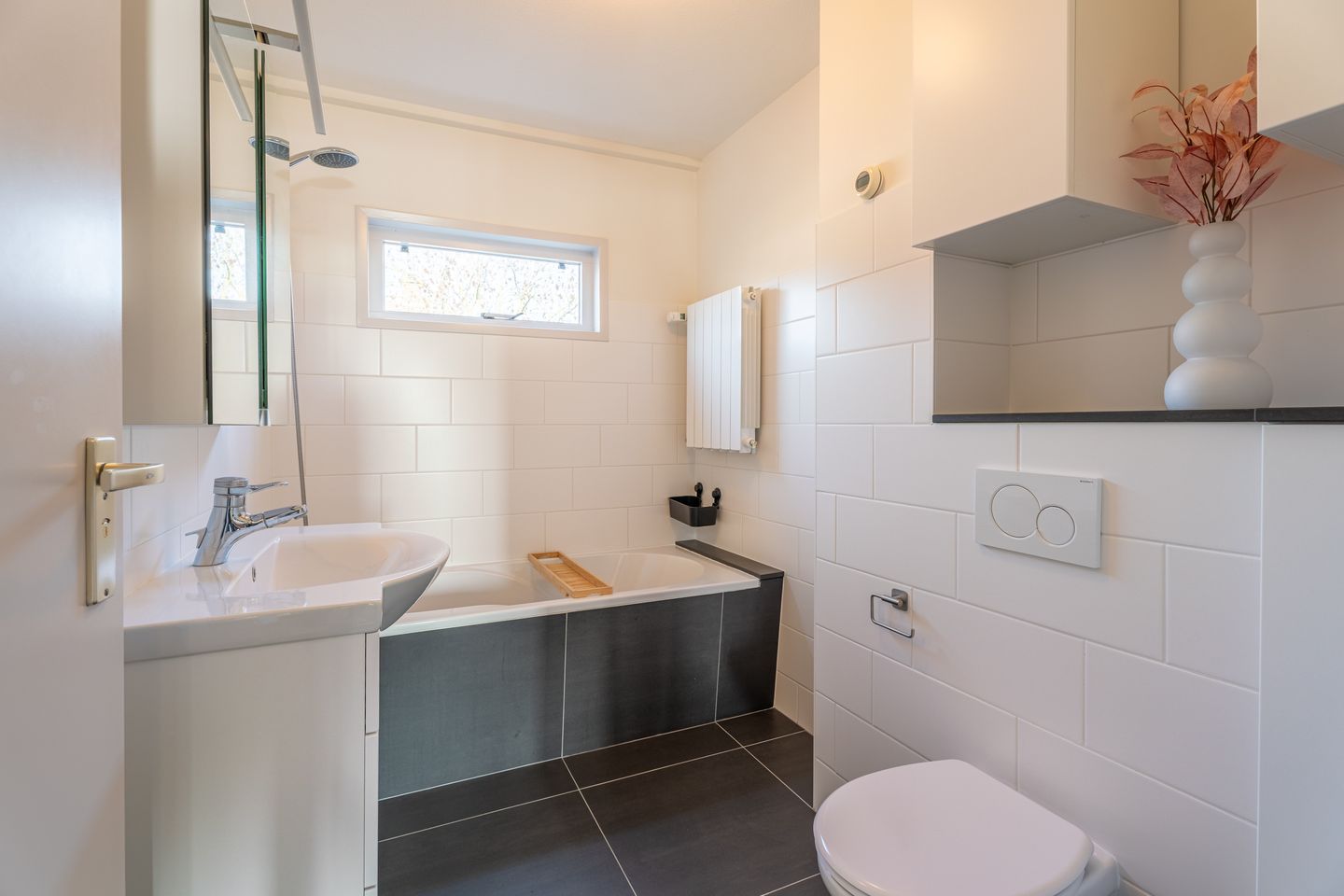 Foto 19 van Jacqueline van der Waalsheem 21