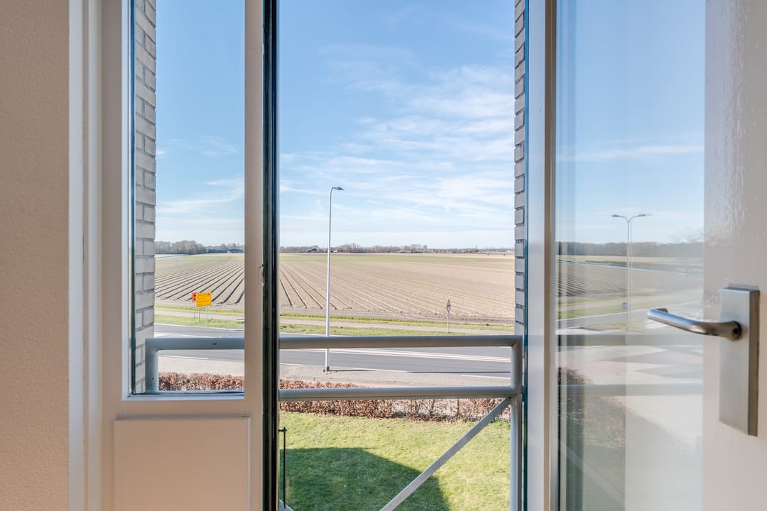 Photo 2 of Heereweg 21-U