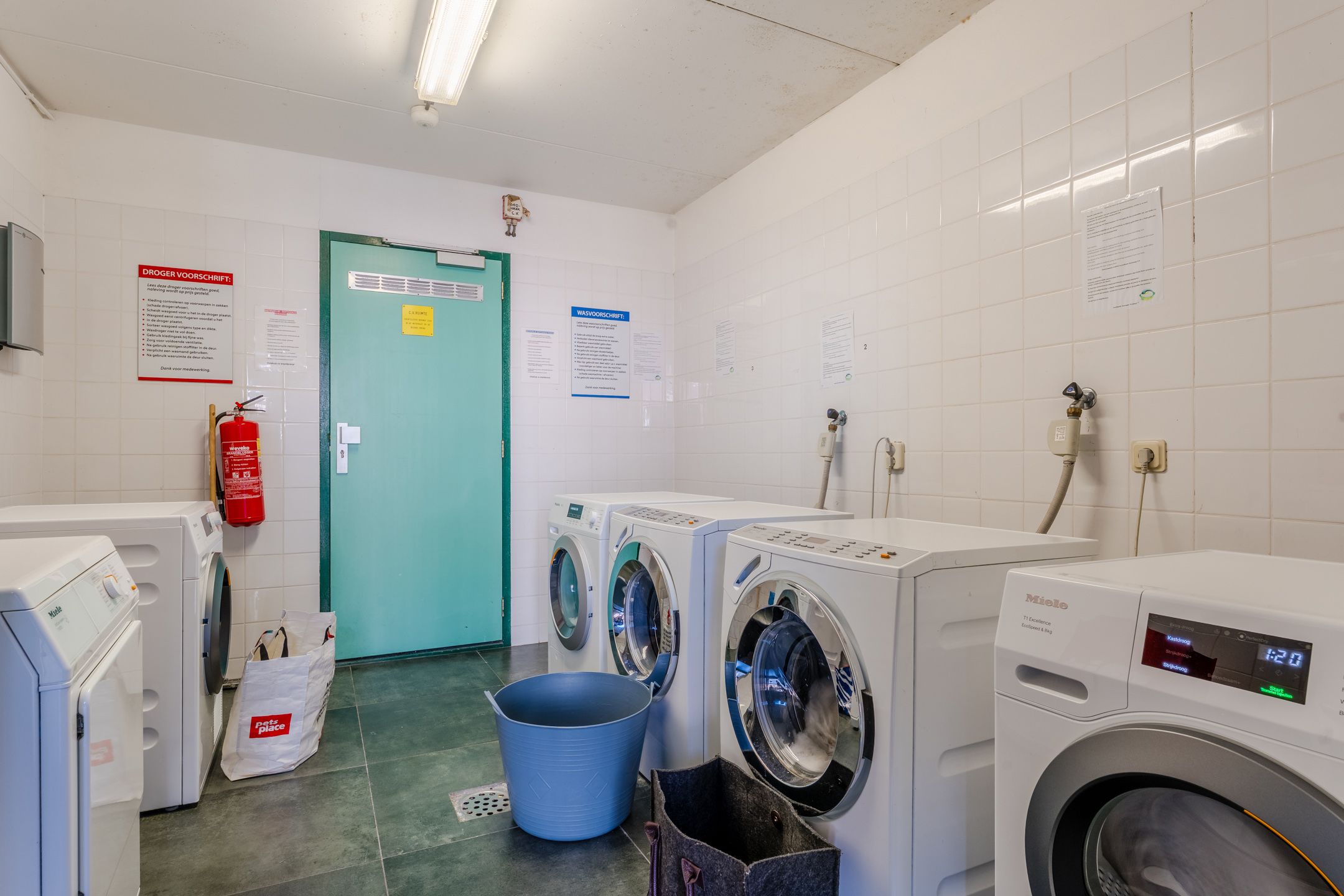 Photo 21 of Heereweg 21-U