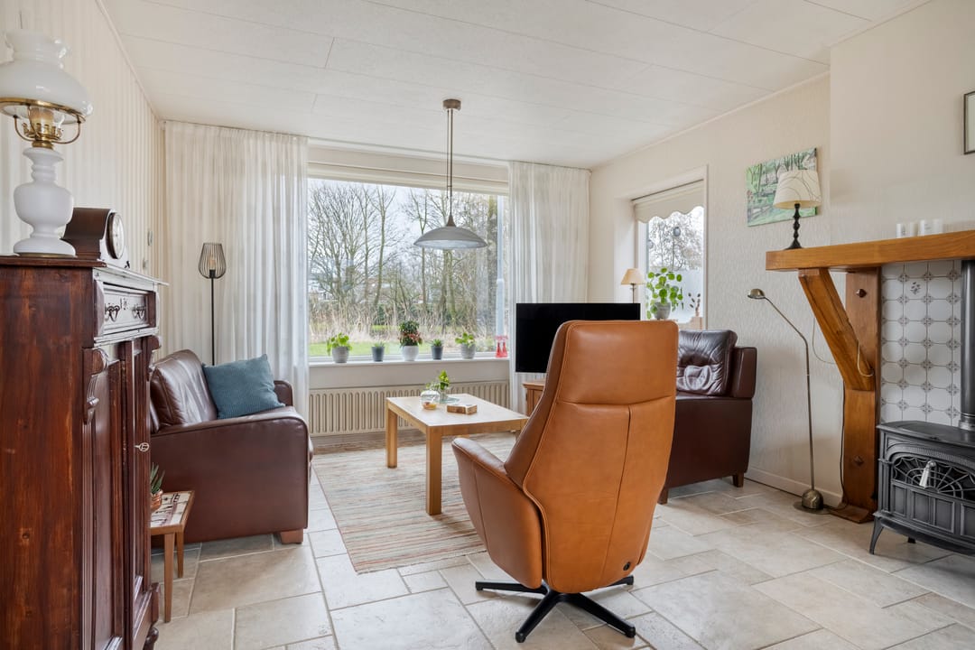 Photo 2 of Amalia van Solmsstraat 51