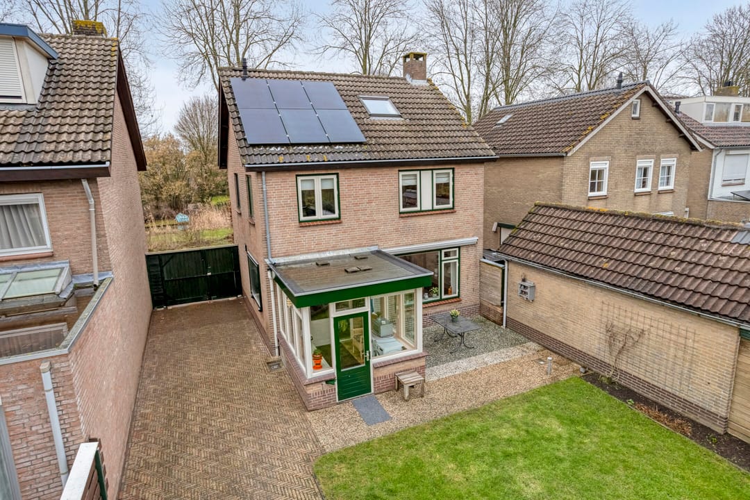 Photo 38 of Amalia van Solmsstraat 51